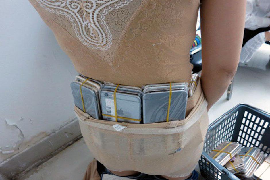 La mujer fue capturada en la frontera entre Hong Kong y China. (Foto: Twitter/@TEQHNIKACROSS)