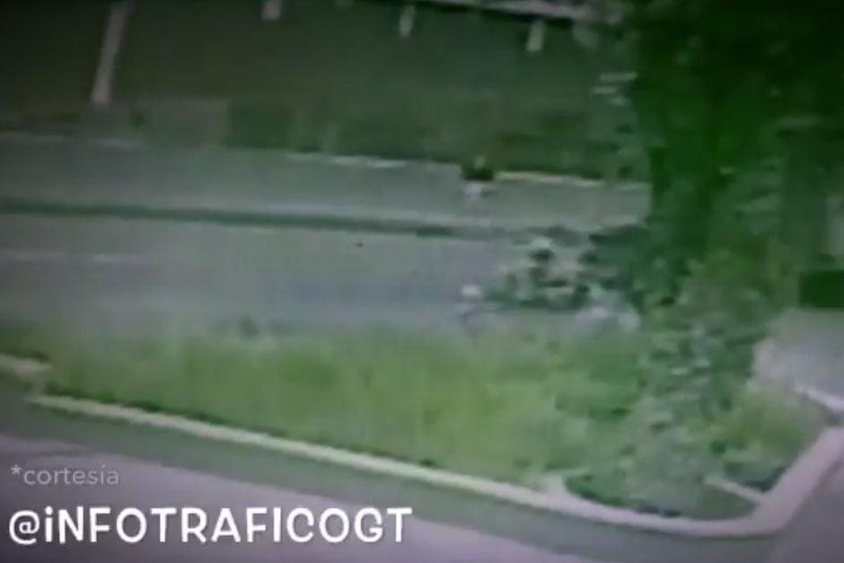 Un fatal accidente sucedió en el kilómetro 14.8 de la carretera a El Salvador y dejó como saldo una persona fallecida. (Foto: InfroTráfico)