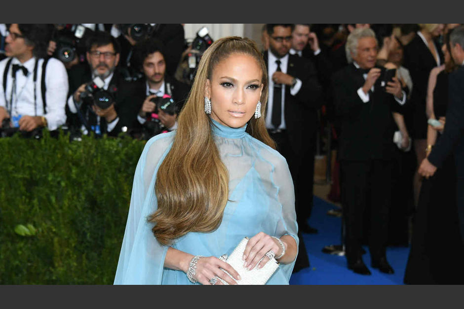 JLo publicó un video sin maquillaje ni extensiones. (Foto: Archivo)