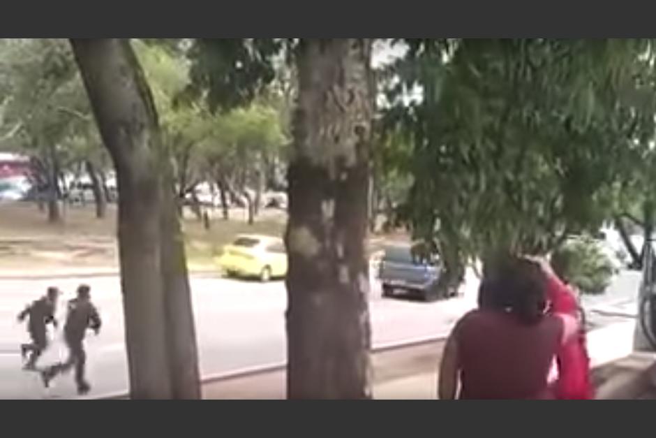 Agentes de la Comisaría 16 dieron persecución a un hombre en carro. (Foto: Amílcar Montejo/PMT)