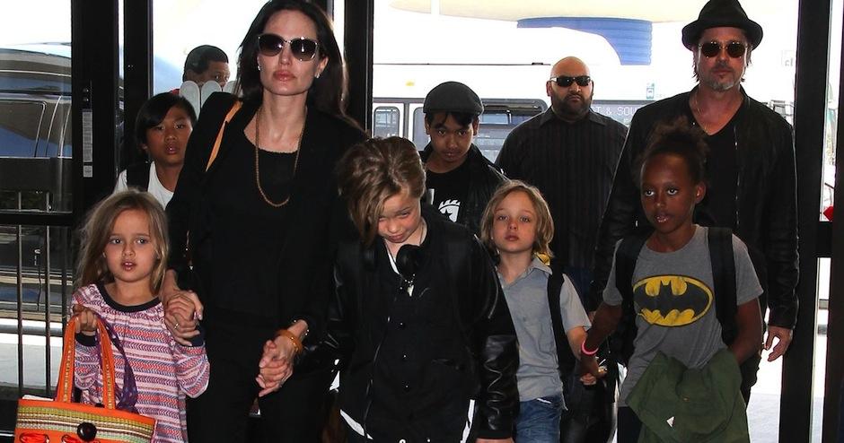 La familia Pitt Jolie se ha visto en Camboya. (foto: Play FM)