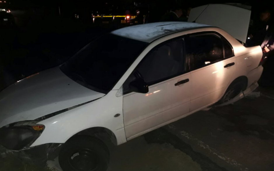 Dos oficiales del Ejército fueron detenidos acusados de robo. (Foto: PNC) 