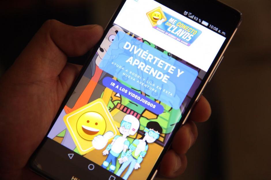 Se trata de una herramienta que busca advertir a los jóvenes sobre los riesgos que existen en el Internet. (Foto: Wilder López/Soy502)