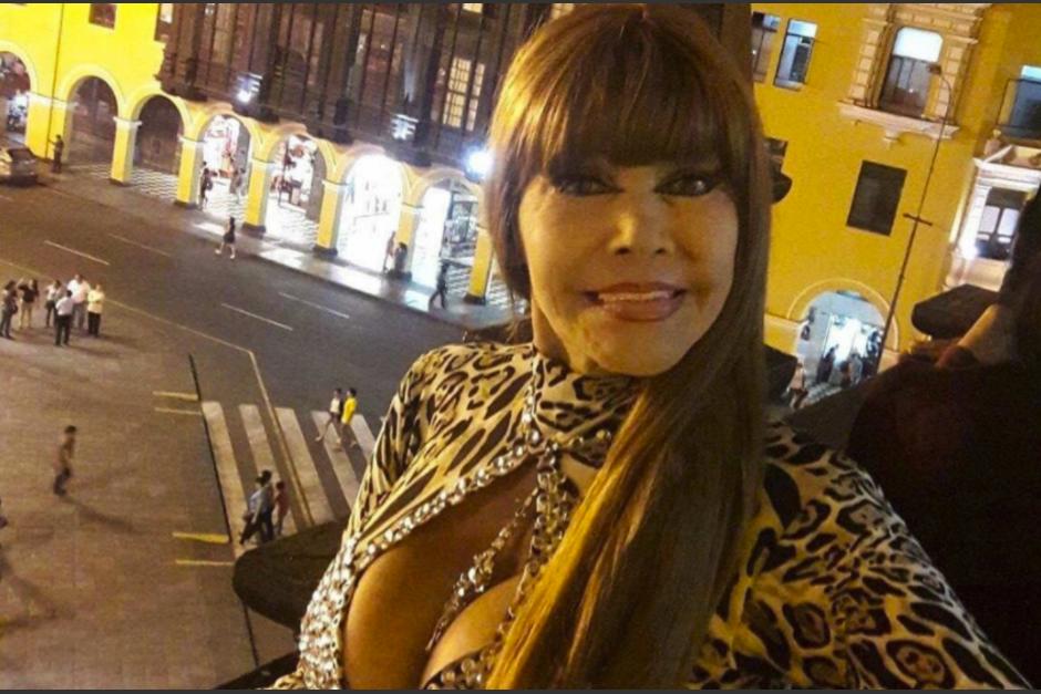 La mujer hizo su propia versión de Despacito. (Foto: El Expectador) 