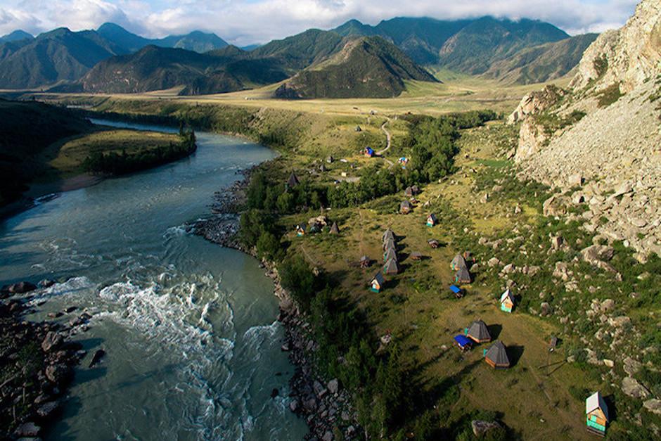 Un equipo de investigadores lleva varios años realizando expediciones en la región rusa del Altái. (Foto: RT)