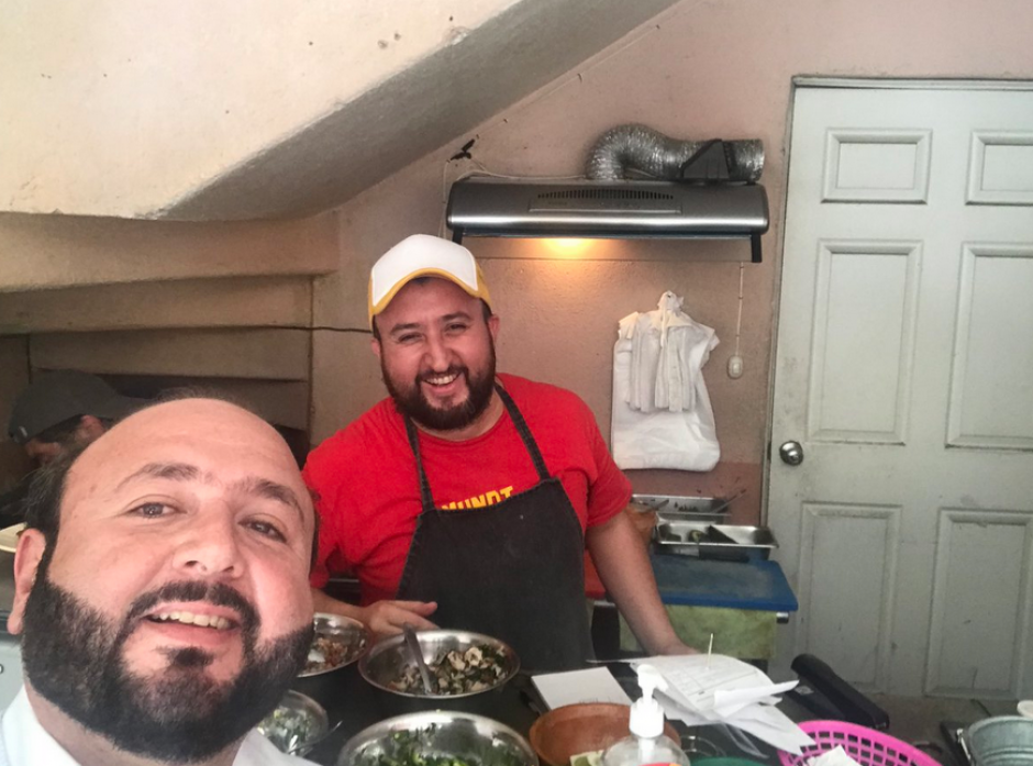 Los "doppelgängers" que arrasaron en Twitter: el presidente de Cacif, Antonio Malouf, y el propietario de las MundiTortas, Raymundo Ochoa. (Foto: Twitter de Malouf)