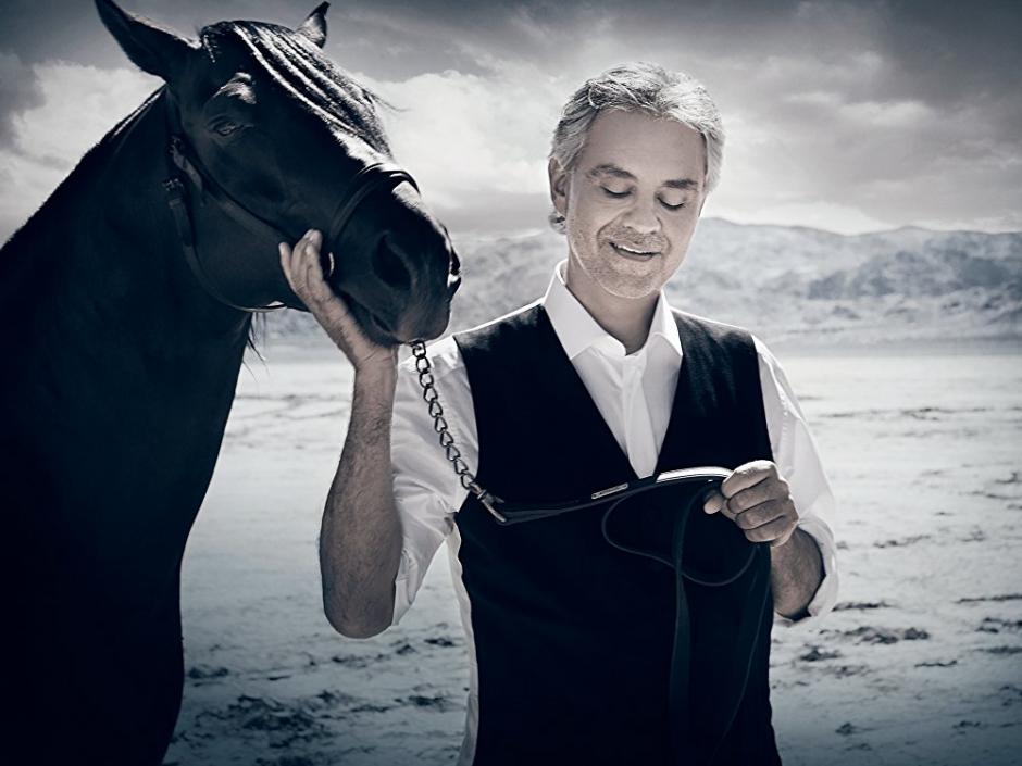 Andrea Bocelli, internado de urgencia con traumatismo de cráneo. (Foto: Twitter)