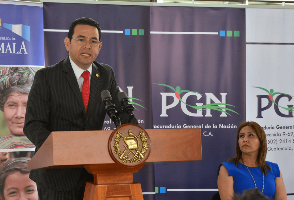 El primer antejuicio presentado contra el presidente Jimmy Morales permanece en manos del Congreso. (Foto: archivo/Soy502)