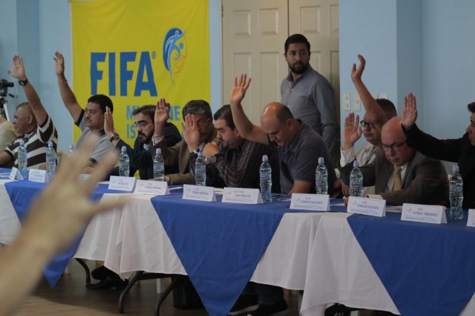 Con 59 votos a favor la Fedefut aprobó los nuevos estatutos. (Foto: Alejandro Balan/Soy502) 