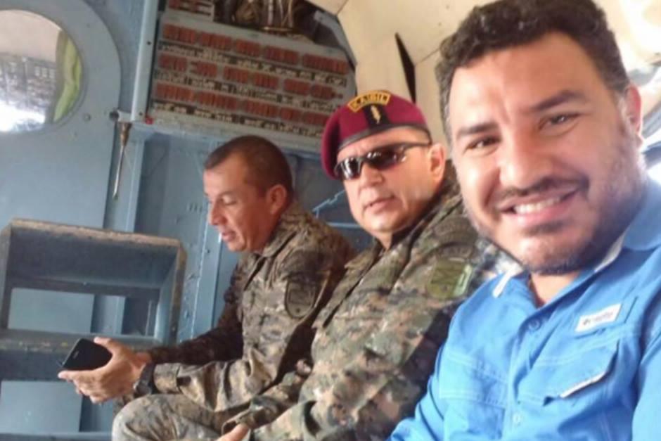 El ministro de Ambiente está en proceso de adjudicar 110 horas de vuelo para personal del ministerio. (Foto: Facebook)