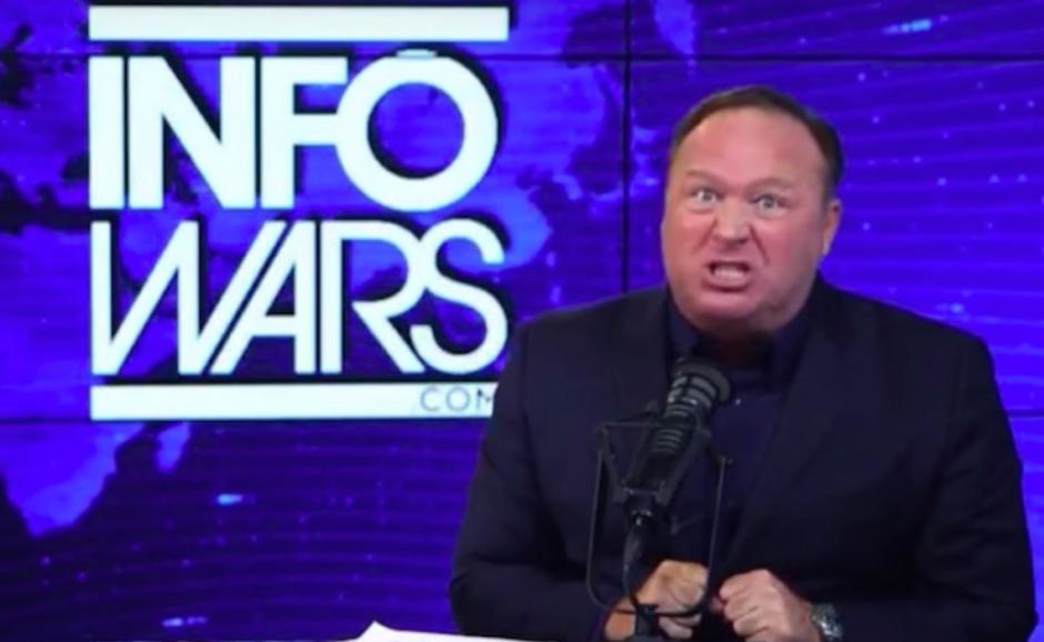 Alex Jones saltó a la fama luego de asegurar que el ataque de un joven a una escuela en Estados Unidos se trataba de un montaje. (Foto: Tubefilter)