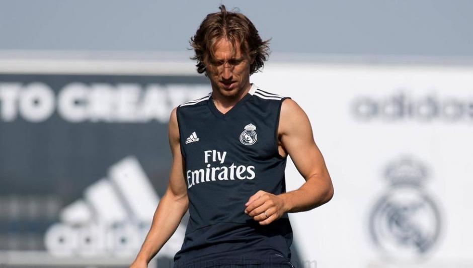 El croata inició con los entrenamientos al lado de varios jugadores que no fueron parte de la gira por Estados Unidos. (Foto: Mundo Deportivo)