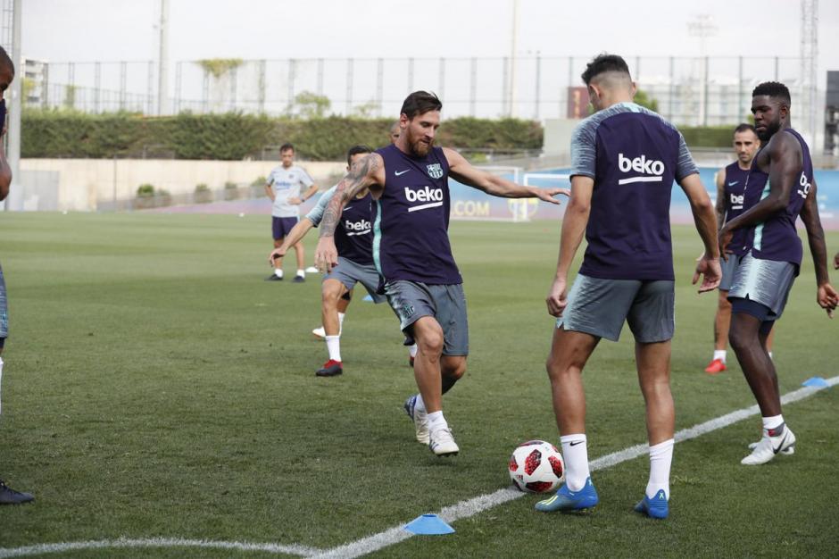 Además de Messi, el nuevo listado de capitanes incluye a tres canteranos. (Foto: Twitter/FCB) 