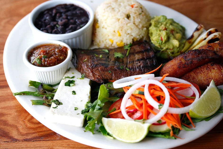 La comida guatemalteca se abre espacio en una importante calle de Nueva Orleans. (Foto:Todd A. Price, NOLA.com | The Times-Picayune) 