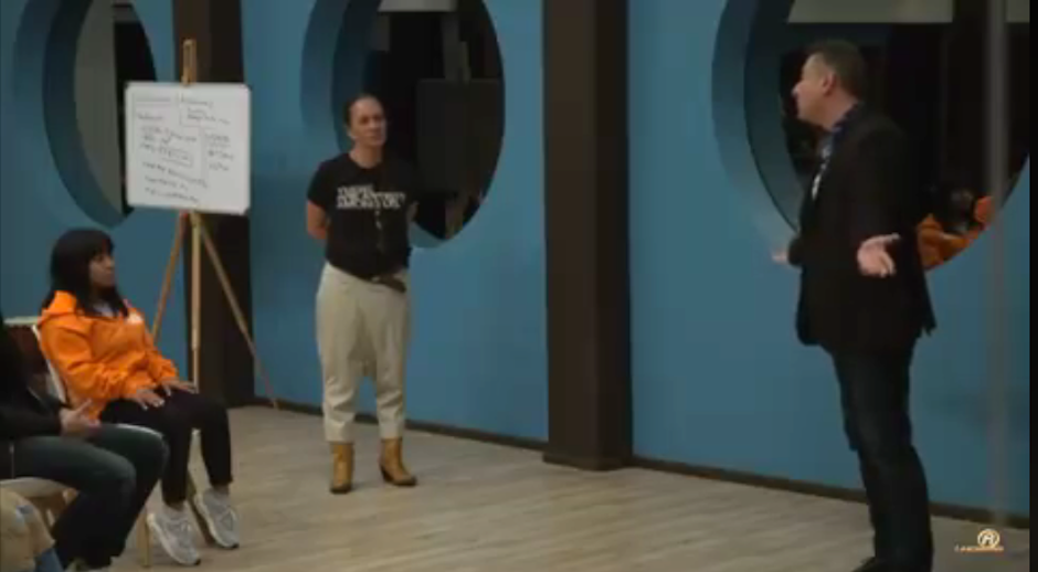 Paola Continúa sin hacer caso a las recomendaciones de sus maestros. (Foto: captura de pantalla) 