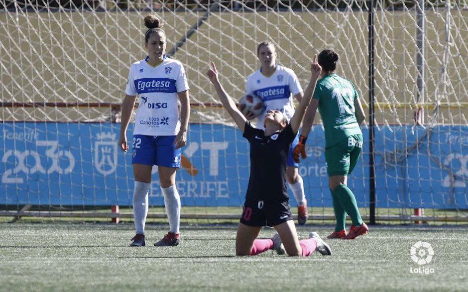 Así fue el festejo de AnaLu en el triunfo de su equipo ante el Tenerife. (Foto: LaLiga)