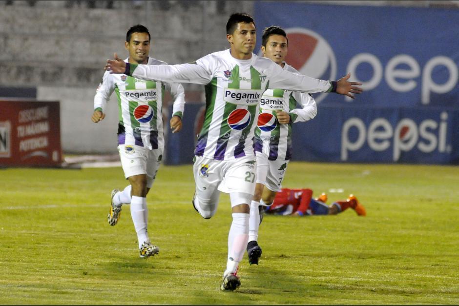 El argentino Alejandro Díaz es uno de los referentes de Antigua GFC. (Archivo/Soy502)