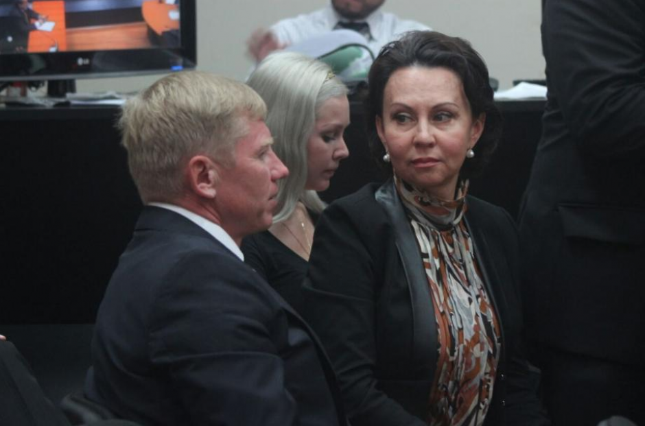 La familia Bitkov enfrenta un proceso penal por utilizar un servicio irregular para obtener documentación guatemalteca. (Foto: archivo/Soy502)