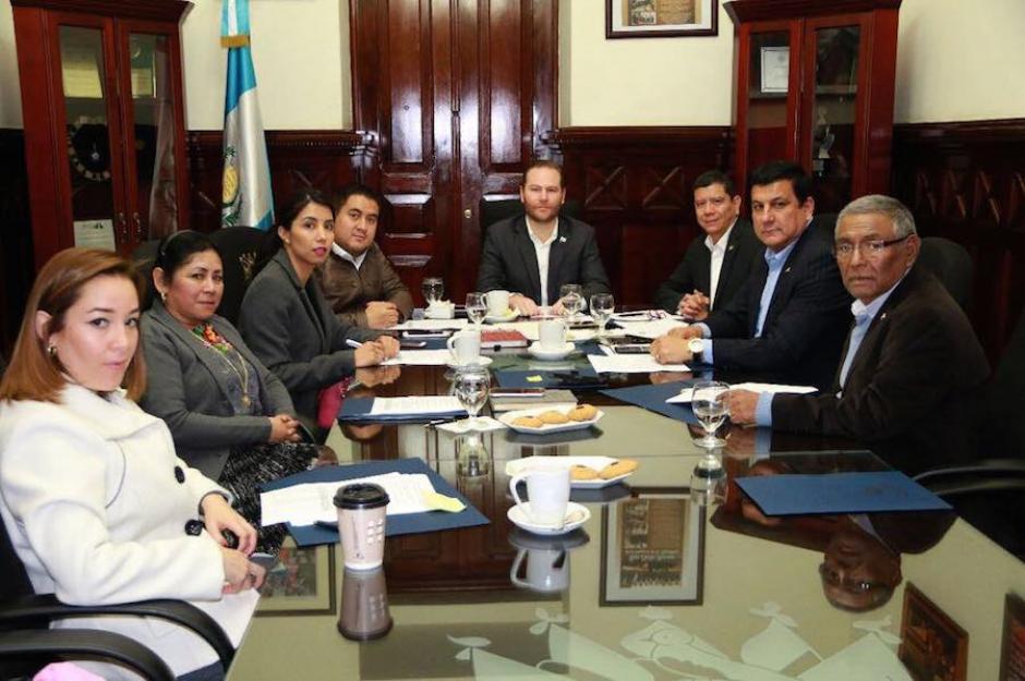 La nueva junta directiva del Congreso, presidida por Alvaro Arzú Escobar. (Foto: Alejandro Balán/Soy502)