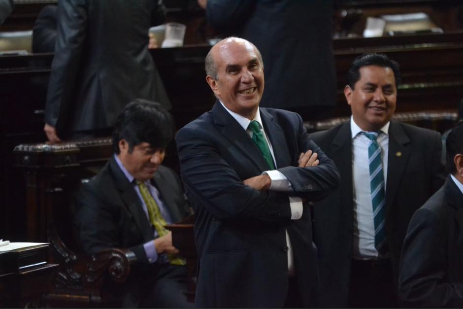 Mario Taracena es uno de los diputados que se reunieron con Sergio Roberto López Villatoro, conocido como el Rey del Tenis. (Foto: Soy502)