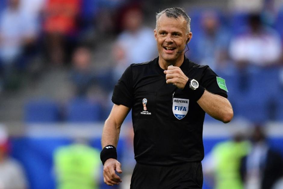El árbitro Björn Kuipers ha participado en cinco partidos del Mundial de Rusia 2018. (Foto: AFP)