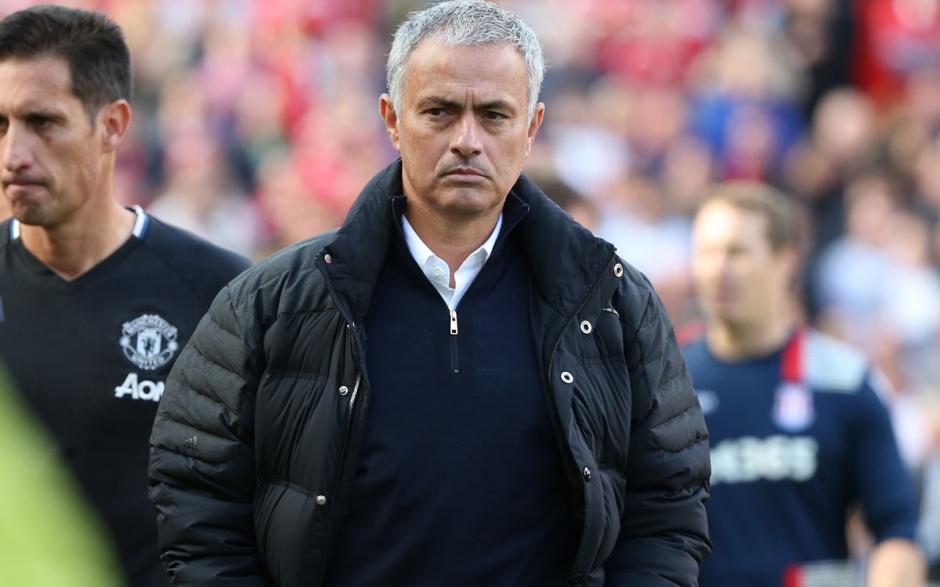 El técnico del Manchester United analizará el Mundial para una cadena internacional de noticias. (Foto: AFP)