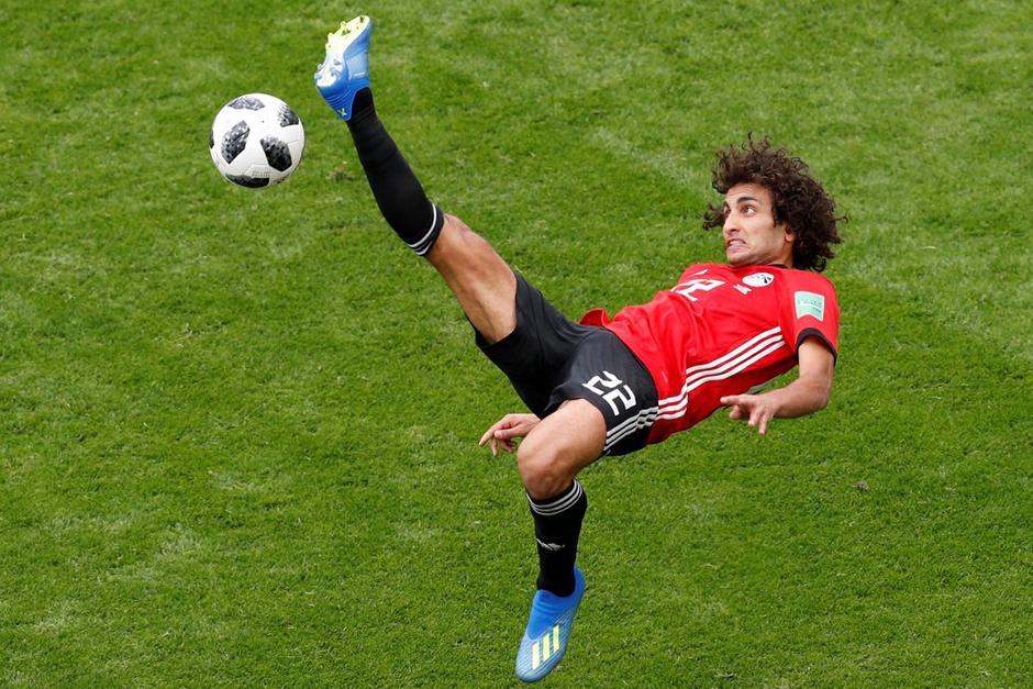 El egipcio Amr Warda y su fallida chilena le dan la vuelta al mundo. (Foto: AFP)