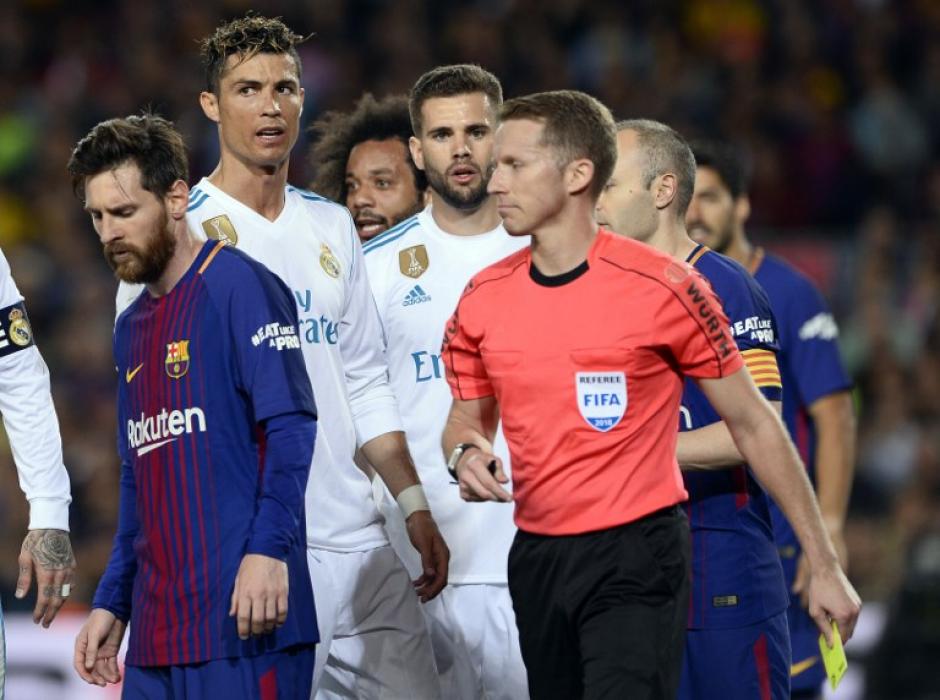 Messi habría encarado al árbitro, según citan medios españoles. (Foto: AFP) 