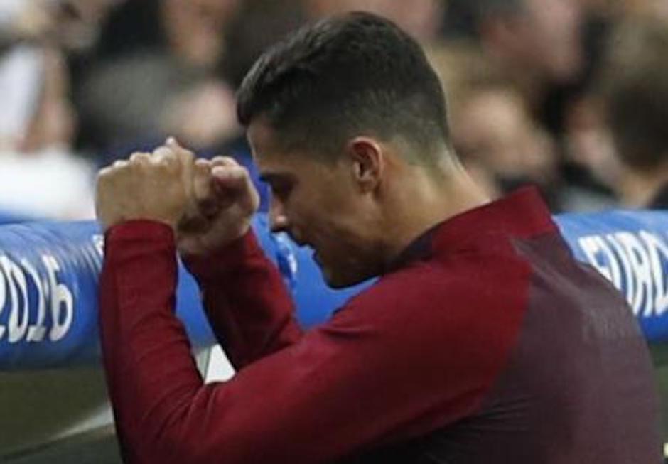 Cristiano Ronaldo lució muy molesto por el penalti sobre Marcelo que no marcaron. (Foto: captura de video)