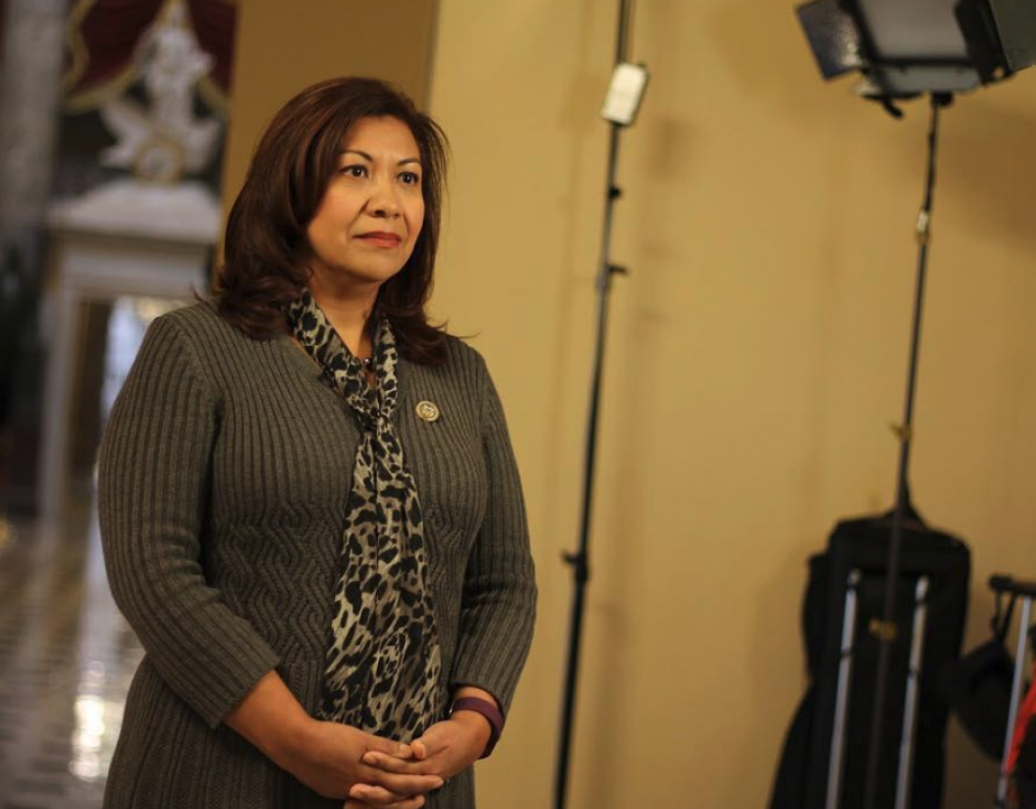 La congresista advirtió que podría haber una oleada de migración guatemalteca si el país cae en la anarquía. (Foto: Facebook)