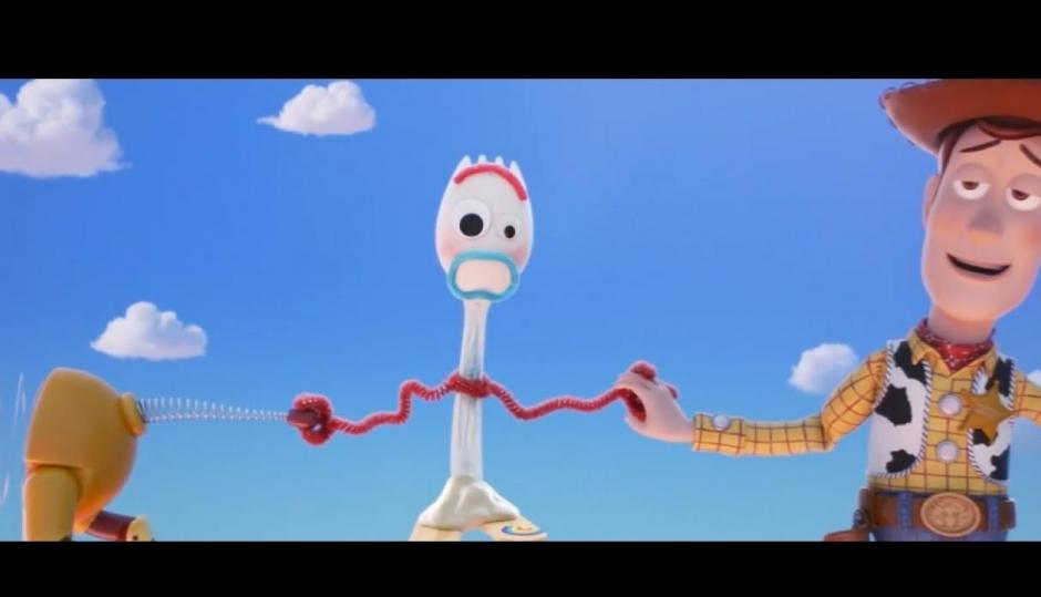 Así figura el nuevo juguete en el adelanto de Toy Story 4. (Foto: captura pantalla) 