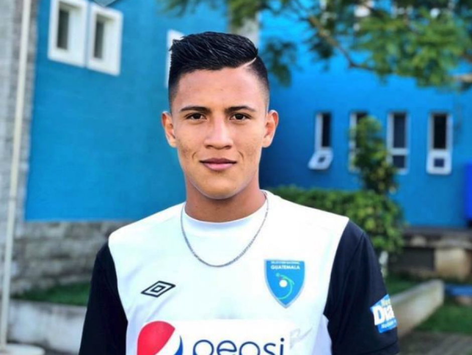 El futbolista guatemalteco Franzue Rivas, jugador de Cobán Imperial iniciará su aventura en la Liga de Honor de España. (Foto: JuvenilesGT)