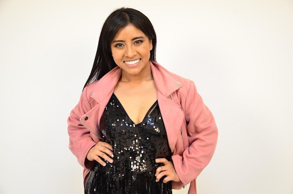 Soy502 conoció más acerca de la vida de Paola Chuc con sus canciones favoritas. (Foto: Selene Mejía/Soy502) 