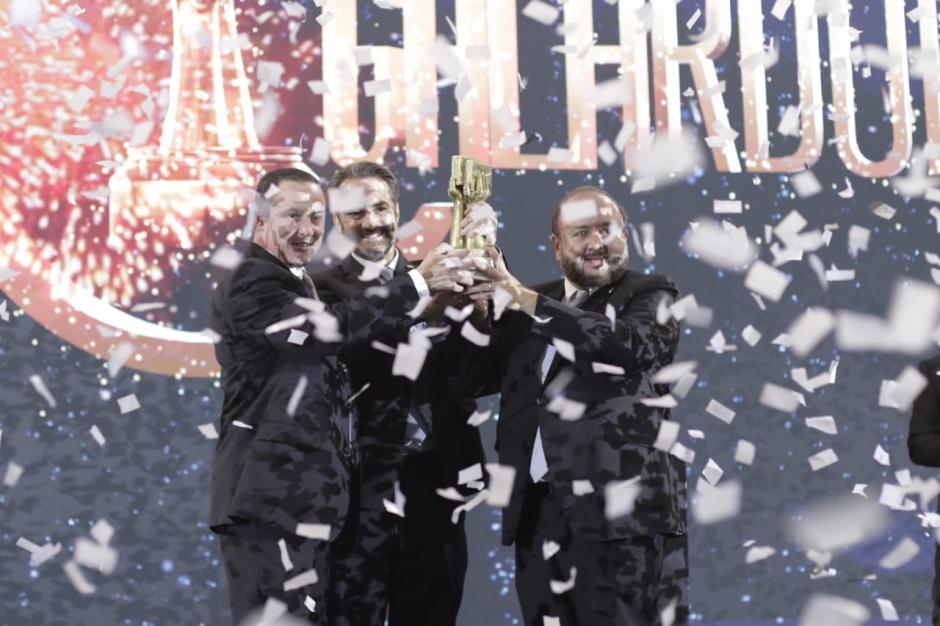 La Agexport premió a la empresa TAG dedicada a servicios aéreos. (Foto: Alejandro Balán/Soy502)