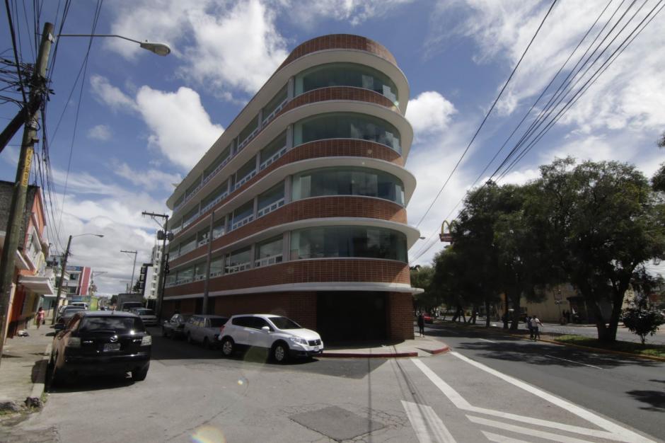 La reserva fue tramitada el mismo día que los diputados visitaron el edificio comprado por el MP. (Foto: Alejandro Balán/Soy502)