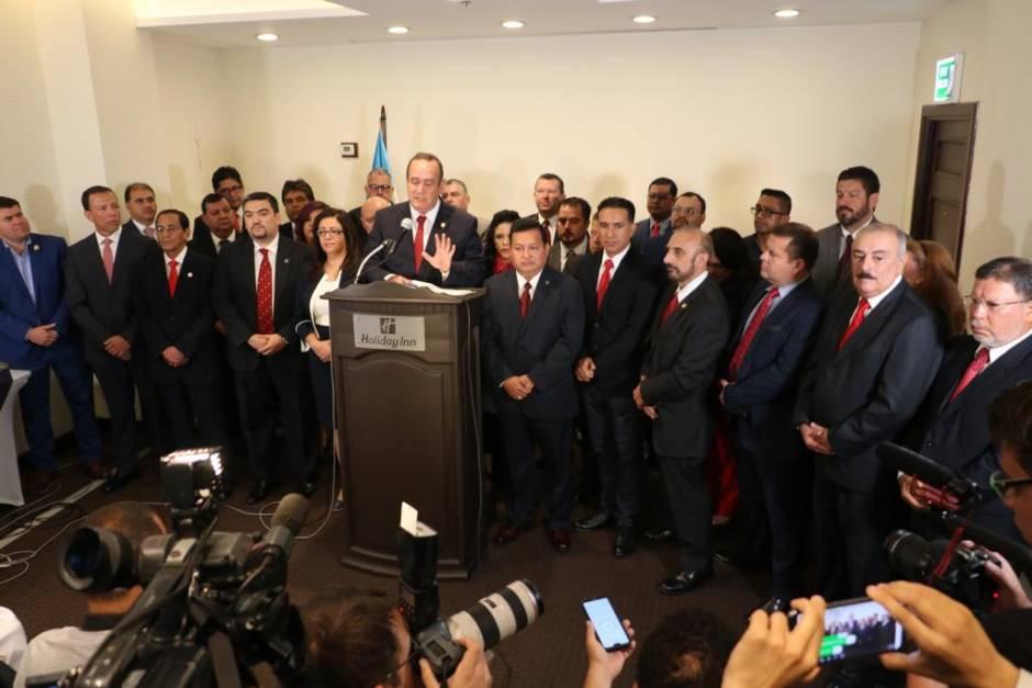 El presidente electo Alejandro Giammattei ya adelantó varios nombres de las personas que lo acompañaran durante su gobierno. (Foto: Archivo/Soy502)