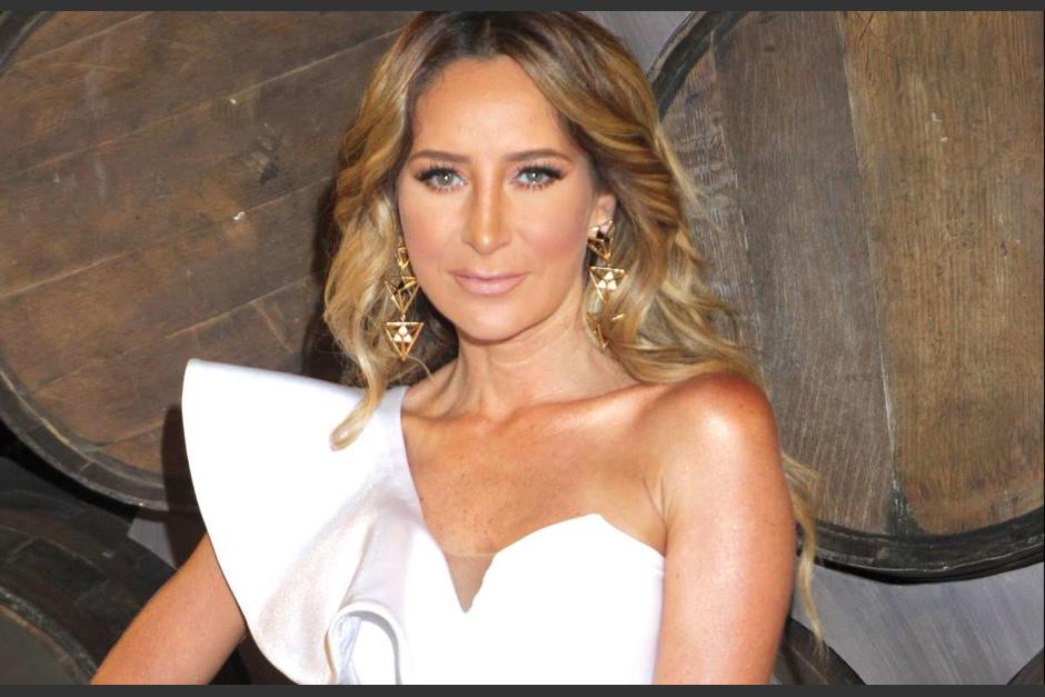 La actriz fue traicionada por su atuendo. (Foto: La opinión)