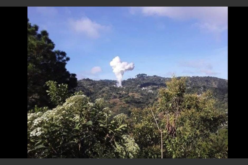 La explosión fue reportada por Bomberos Voluntarios. (Foto: /Facebook/David Patzán)