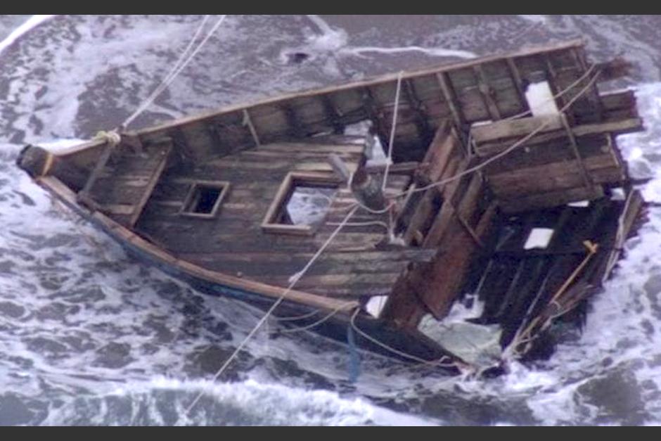 Un "barco fantasma" con restos humanos apareció en las costas de Japón. (Foto: Twitter)