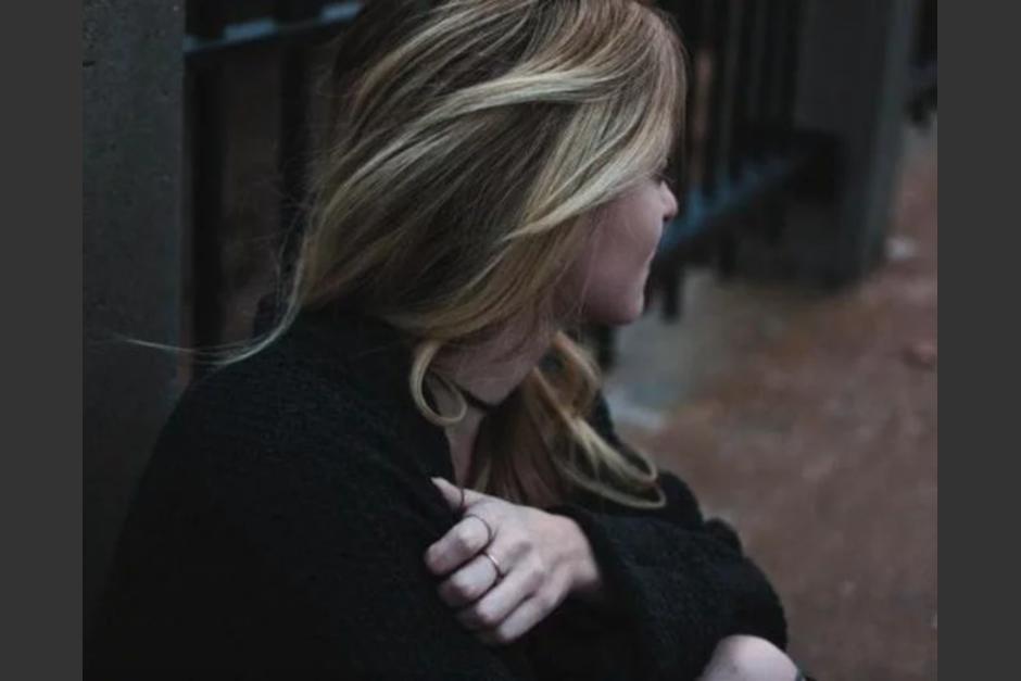 Una madre le pidió a su hija que dejara al novio, ella no quiso y días después él la asesina. (Foto: Soy Carmín con fines ilustrativos) 