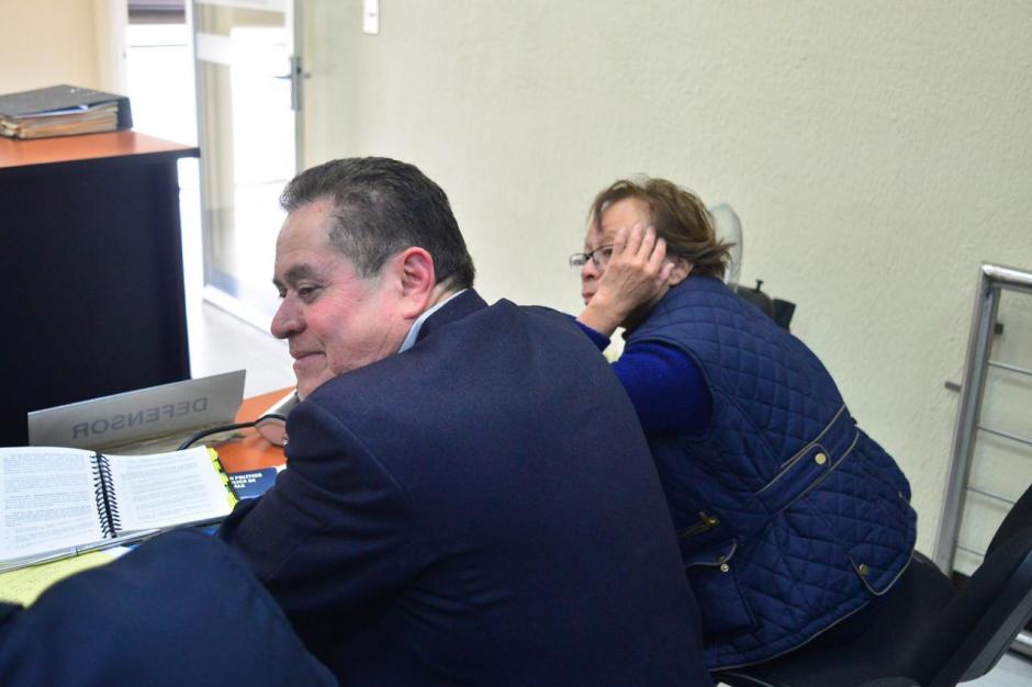 Miguel Cantoral e Irma Cruz Suntecun son los dos delegados de Migración capturados. (Foto: Jesús Alfonso/Soy502)