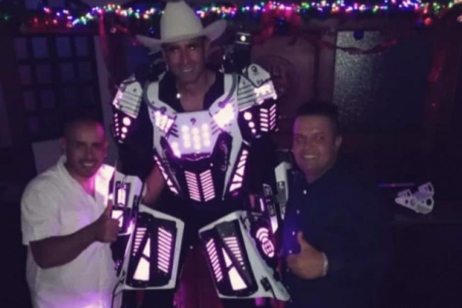 El alcalde de Ipala se disfrazó para una actividad en su municipio. (Foto: Soy502)