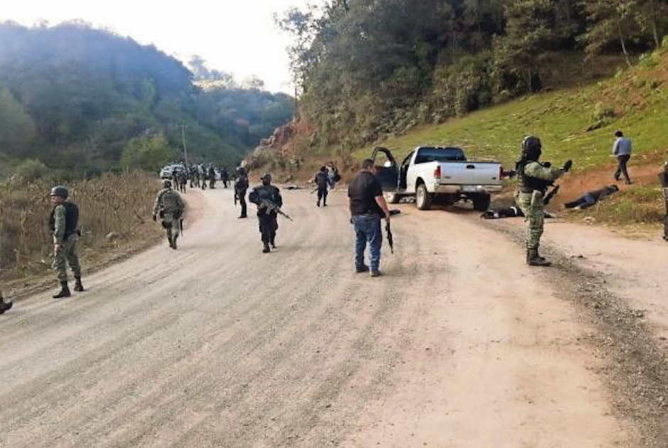 El enfrentamiento fue protagonizado por policías comunitarios y un grupo vinculado a una banda criminal. (Foto: El Universal)