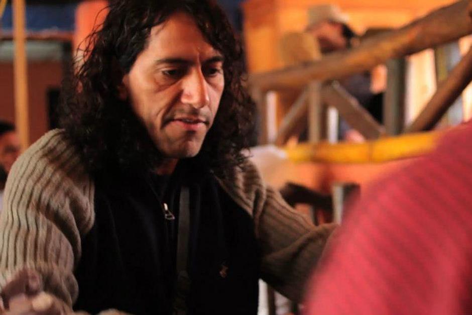 El comerciante atraviesa por una recuperación en el hospital general San Juan de Dios. (Foto: Escena de la película guatemalteca "Pol", de Rodolfo Espinoza)