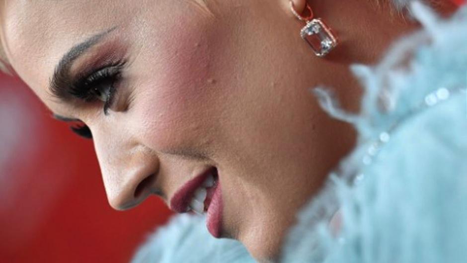 Un maquillaje pasado o usado por otra persona puede darte problemas en la piel. (Foto: Fashion Click)