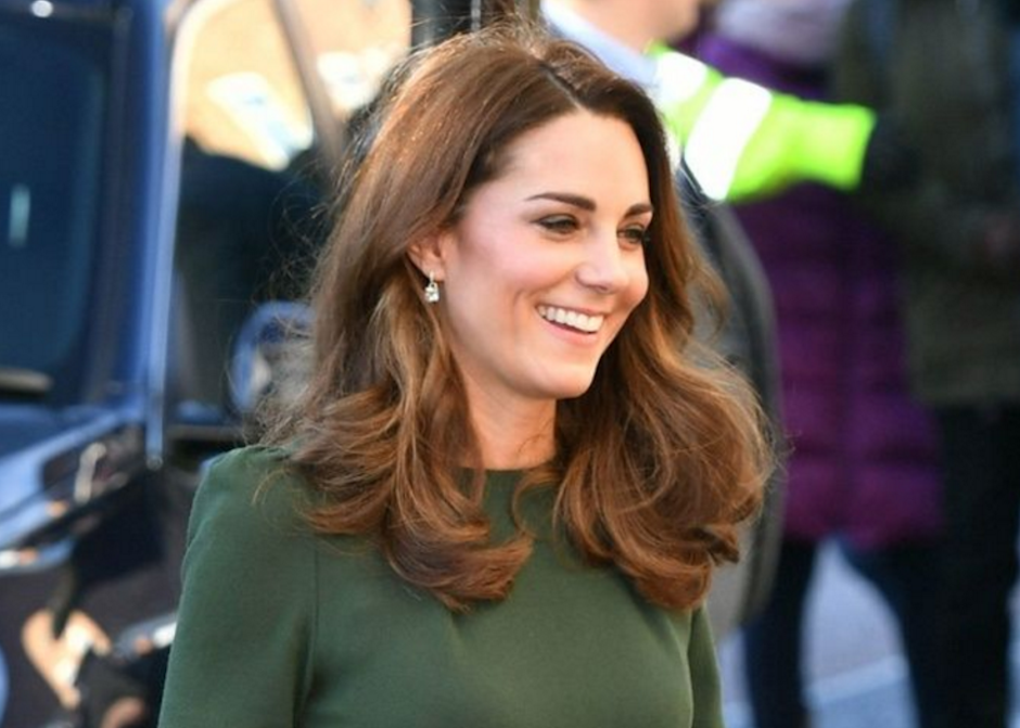 Kate Middleotn tuvo un error de vestuario al asistir junto a Meghan Markle a Wimbledon. (Foto: AFP) 