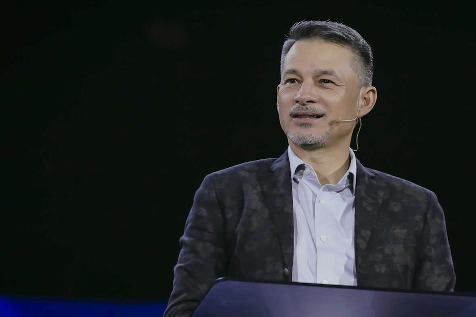 Cash Luna publicó un video explicando la demanda contra Univisión. (Foto: Casa de Dios)