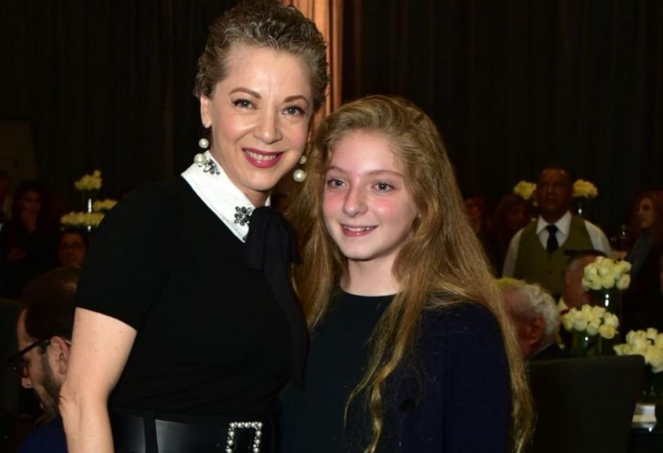 En la cuenta oficial de Edith González se compartió una foto esta mañana a manera de despedida de su hija. (Foto: Hoy)