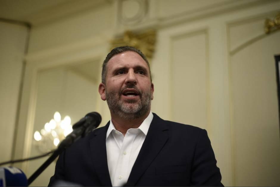 Roberto Arzú acusó a Roberto González de orquestar los allanamientos de este viernes. (Foto: Archivo/Soy502) 