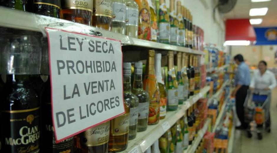 Las autoridades del TSE decretaron que la ley seca iniciará a partir del medio día de hoy. (Foto: Noticias Ecuador)